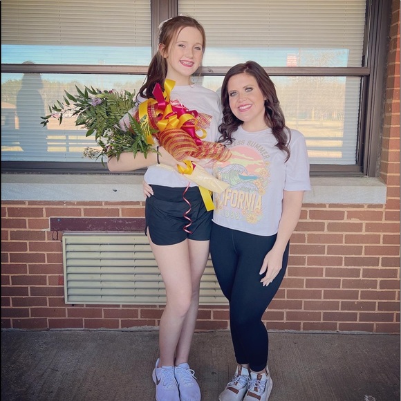 Meet your Posher, Hope - Picture 6 of 16